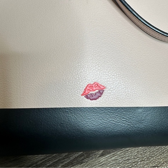 Disney X Kate Spade New York Minnie Mouse Large Tote - Picture 10 of 13